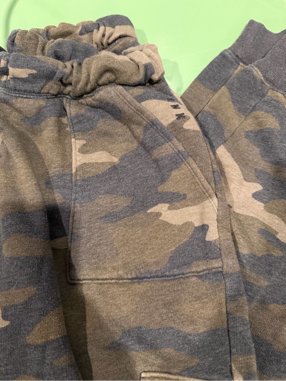 PINK Victoria's Secret Women's Camo Track Joggers in Green and Brown - Picture 2 of 6